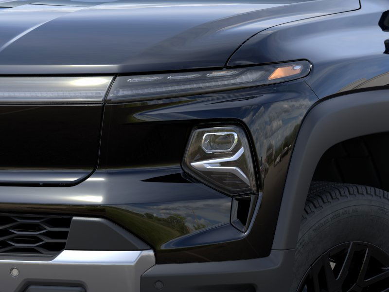 Thumbnail: 2025 Chevrolet Silverado EV - 10