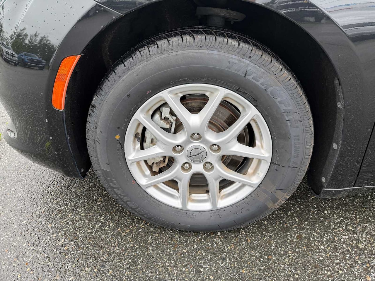 2023 Chrysler Voyager LX - Image 7