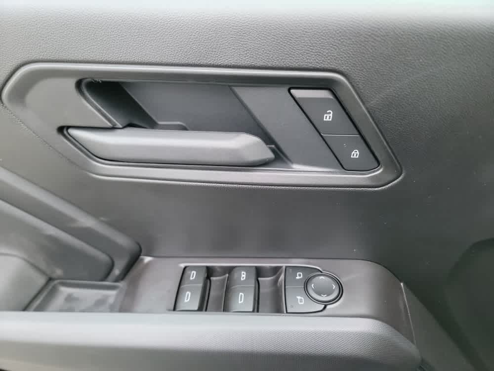 Thumbnail: 2026 Chevrolet Colorado - 10