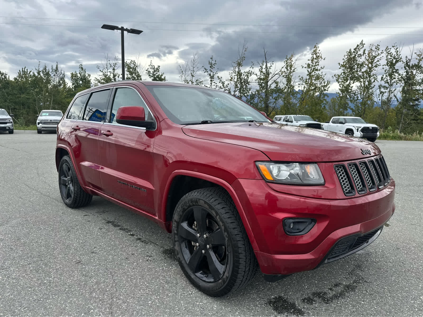 Thumbnail: 2015 Jeep Grand Cherokee - 9