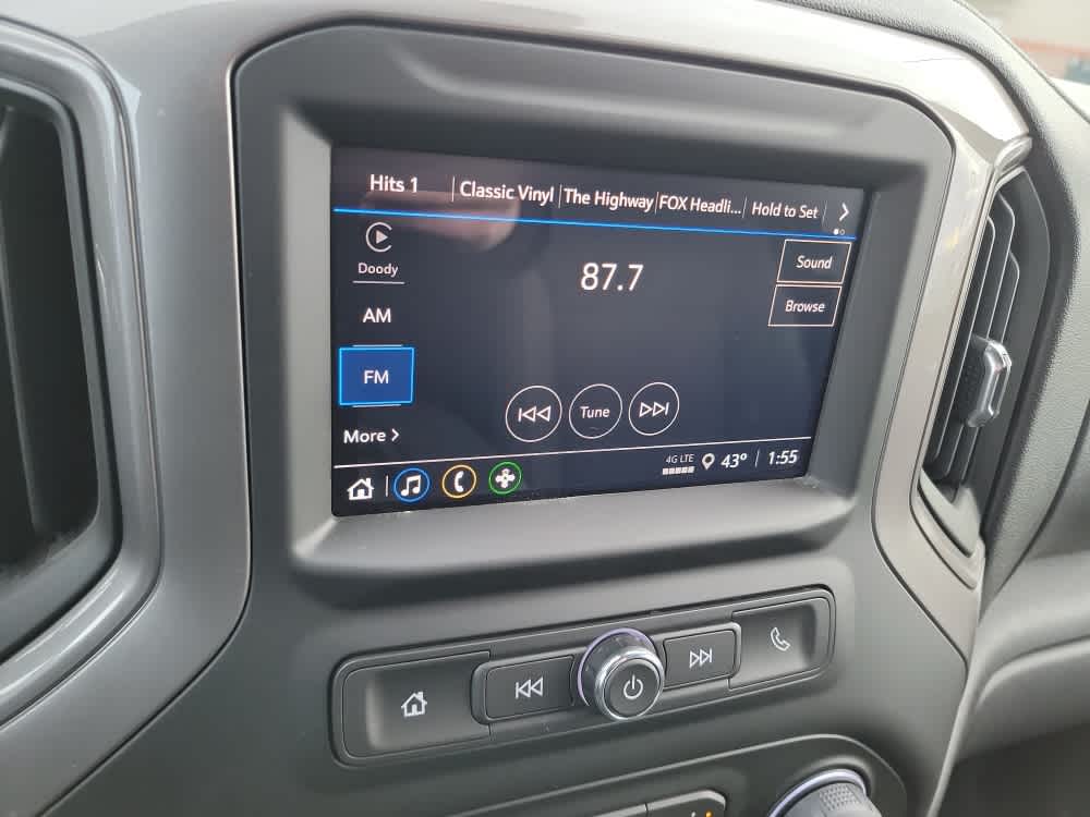 Thumbnail: 2026 Chevrolet Silverado 2500 - 16