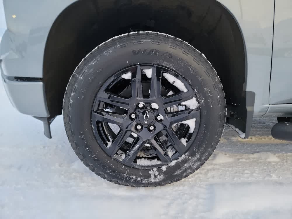 Thumbnail: 2026 Chevrolet Silverado 1500 - 9