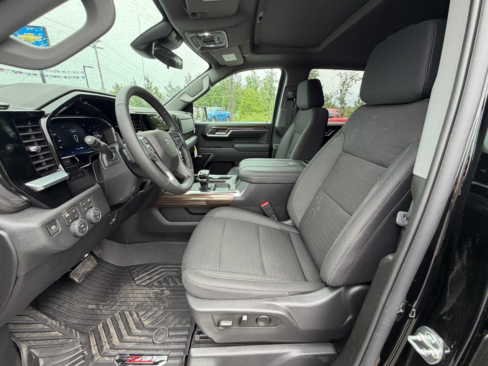 Thumbnail: 2026 Chevrolet Silverado 1500 - 6