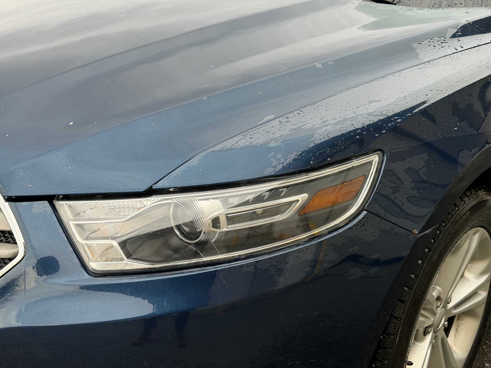 Thumbnail: 2017 Ford Taurus - 14