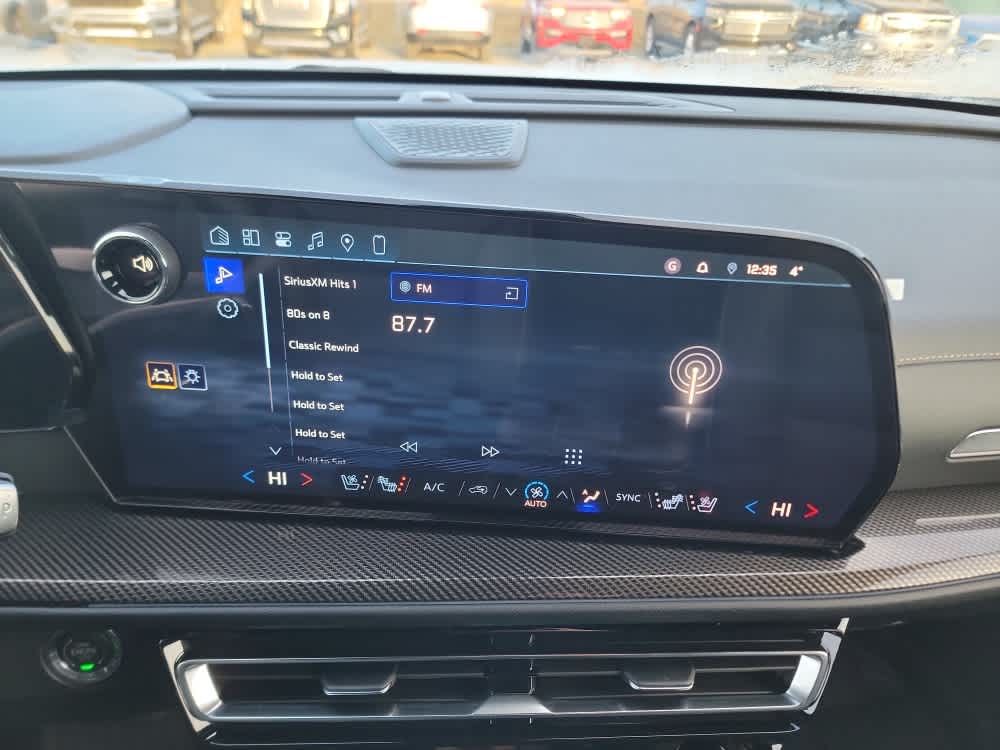 Thumbnail: 2026 Chevrolet Traverse - 16