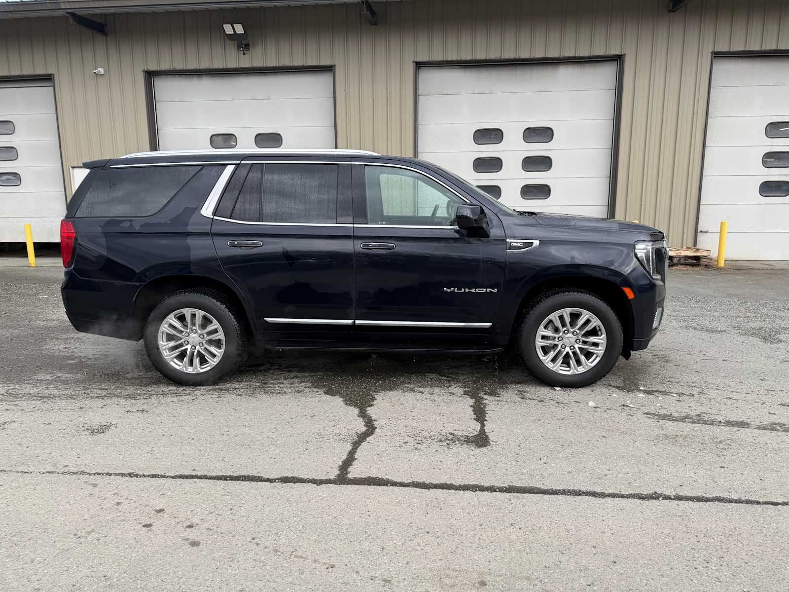 Thumbnail: 2023 GMC Yukon - 6