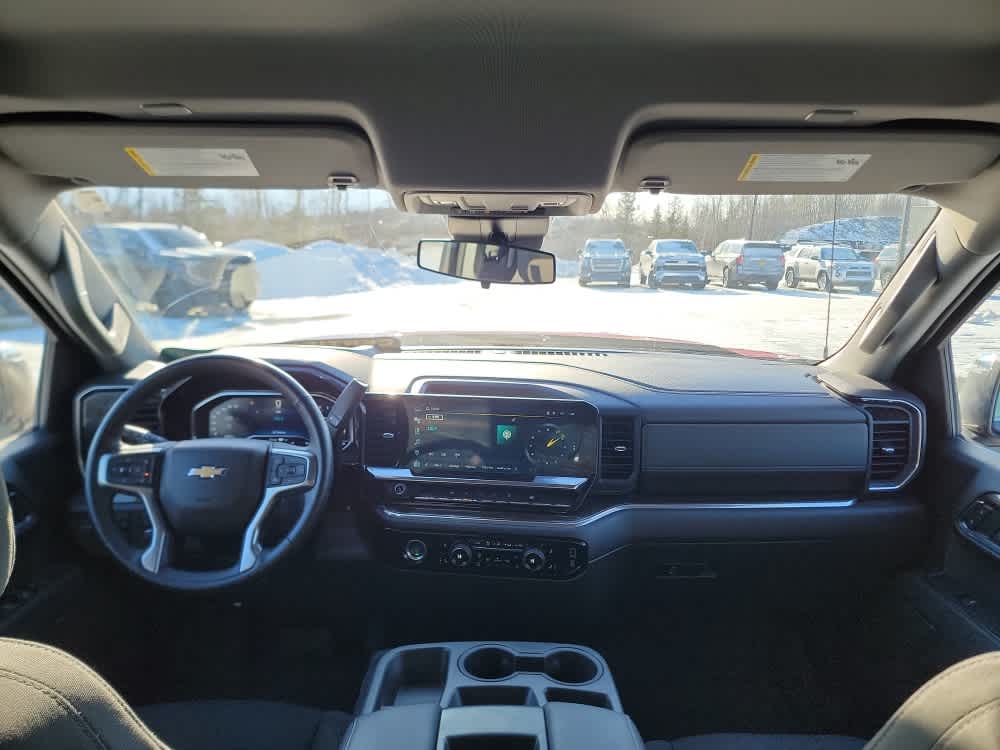 Thumbnail: 2023 Chevrolet Silverado 1500 - 23