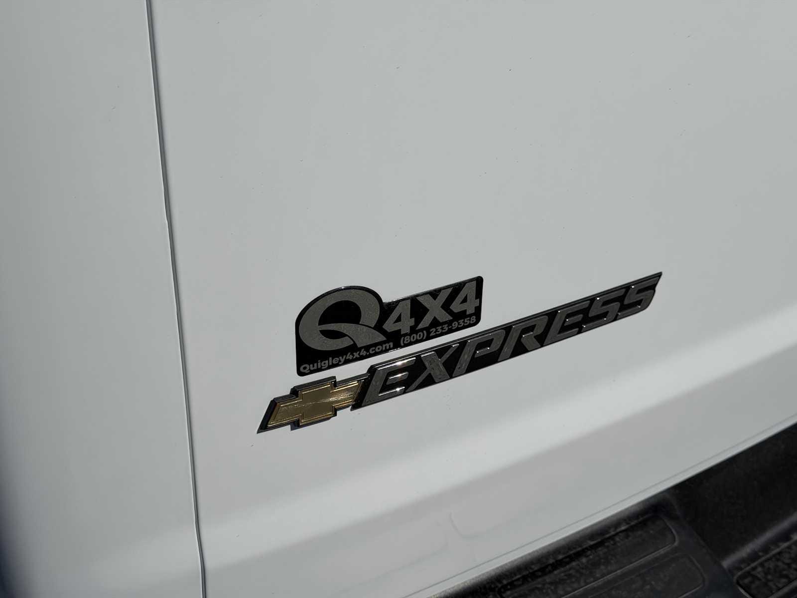 2025 Chevrolet Express Cargo Work Van - Photo 16