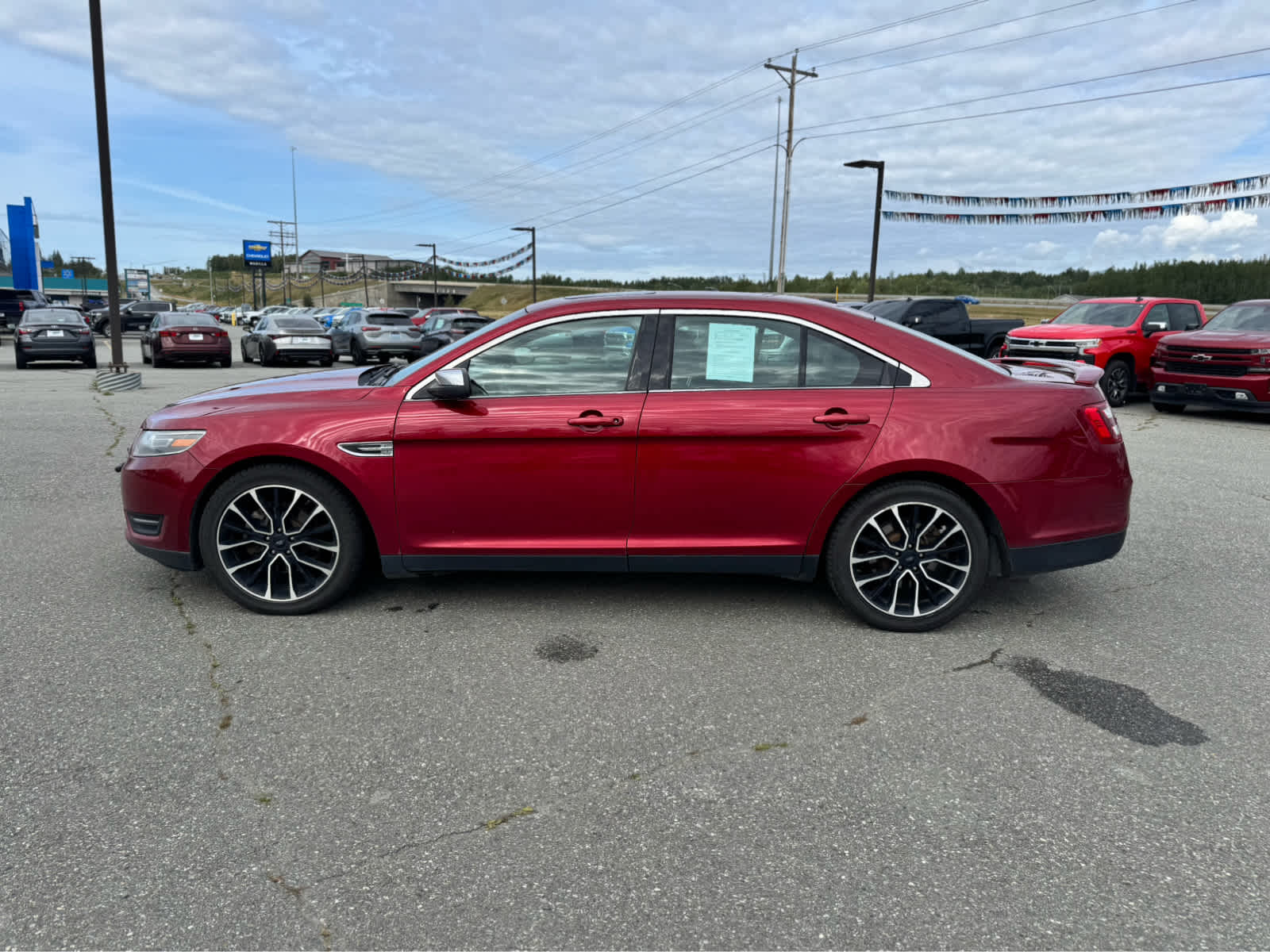 2019 Ford Taurus Limited photo 2