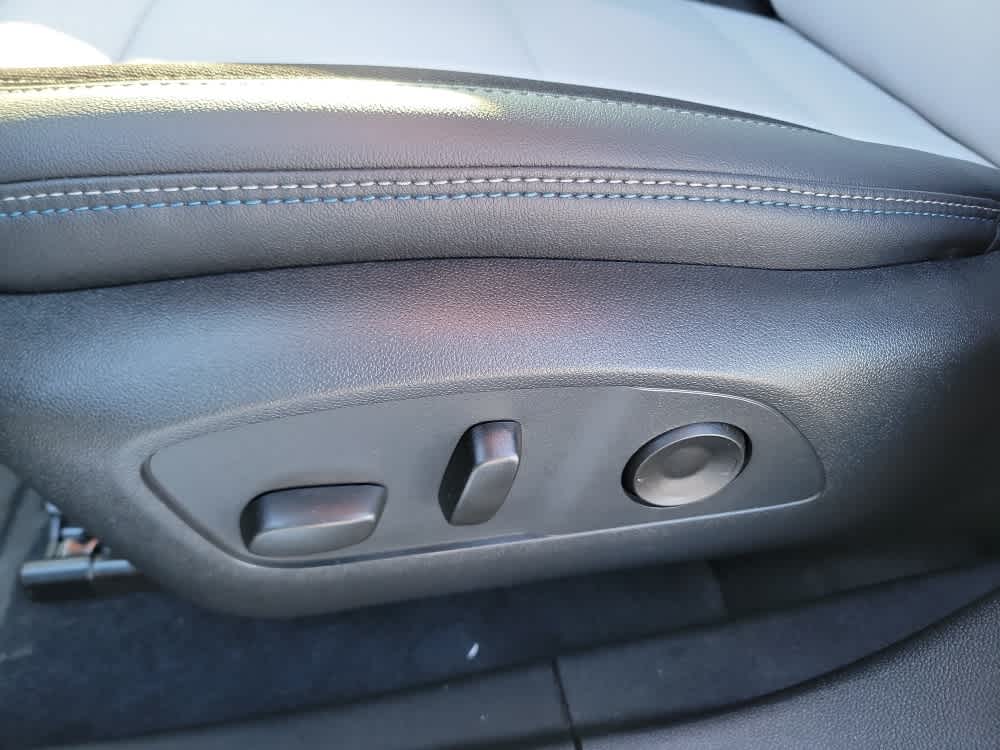 Thumbnail: 2026 Chevrolet Equinox - 11