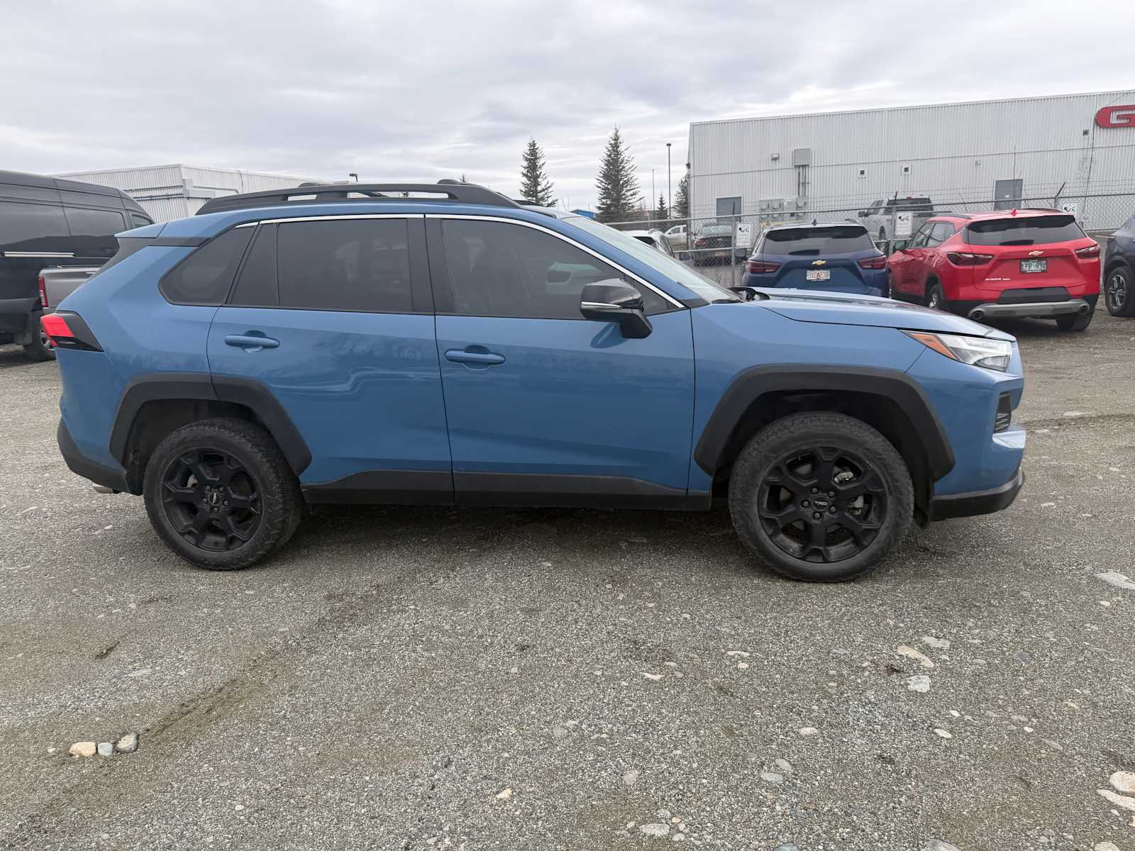 Thumbnail: 2022 Toyota RAV4 - 6