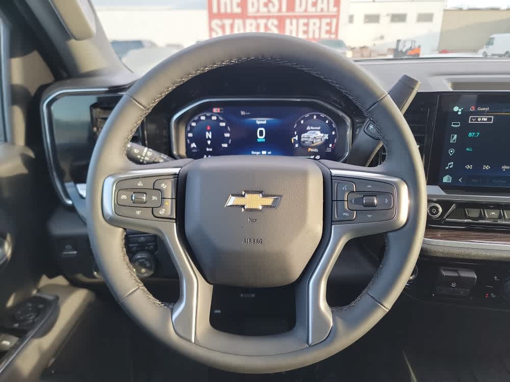 Thumbnail: 2026 Chevrolet Silverado 1500 - 13