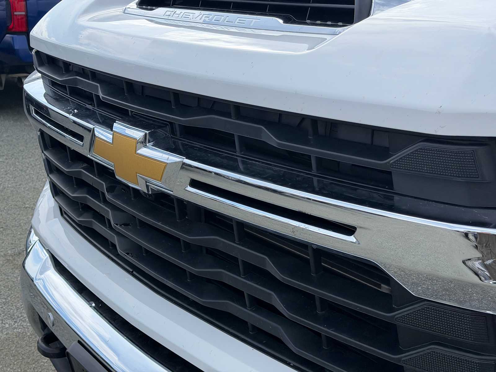 2025 Chevrolet Silverado 3500HD LT - Photo 15