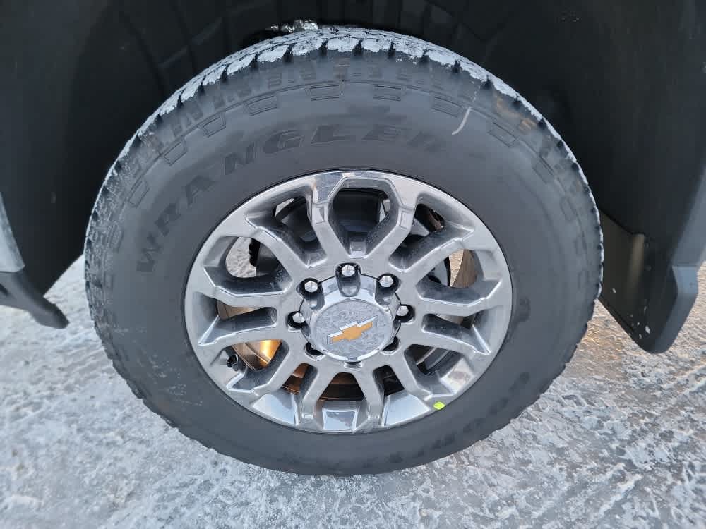 Thumbnail: 2026 Chevrolet Silverado 2500 - 9