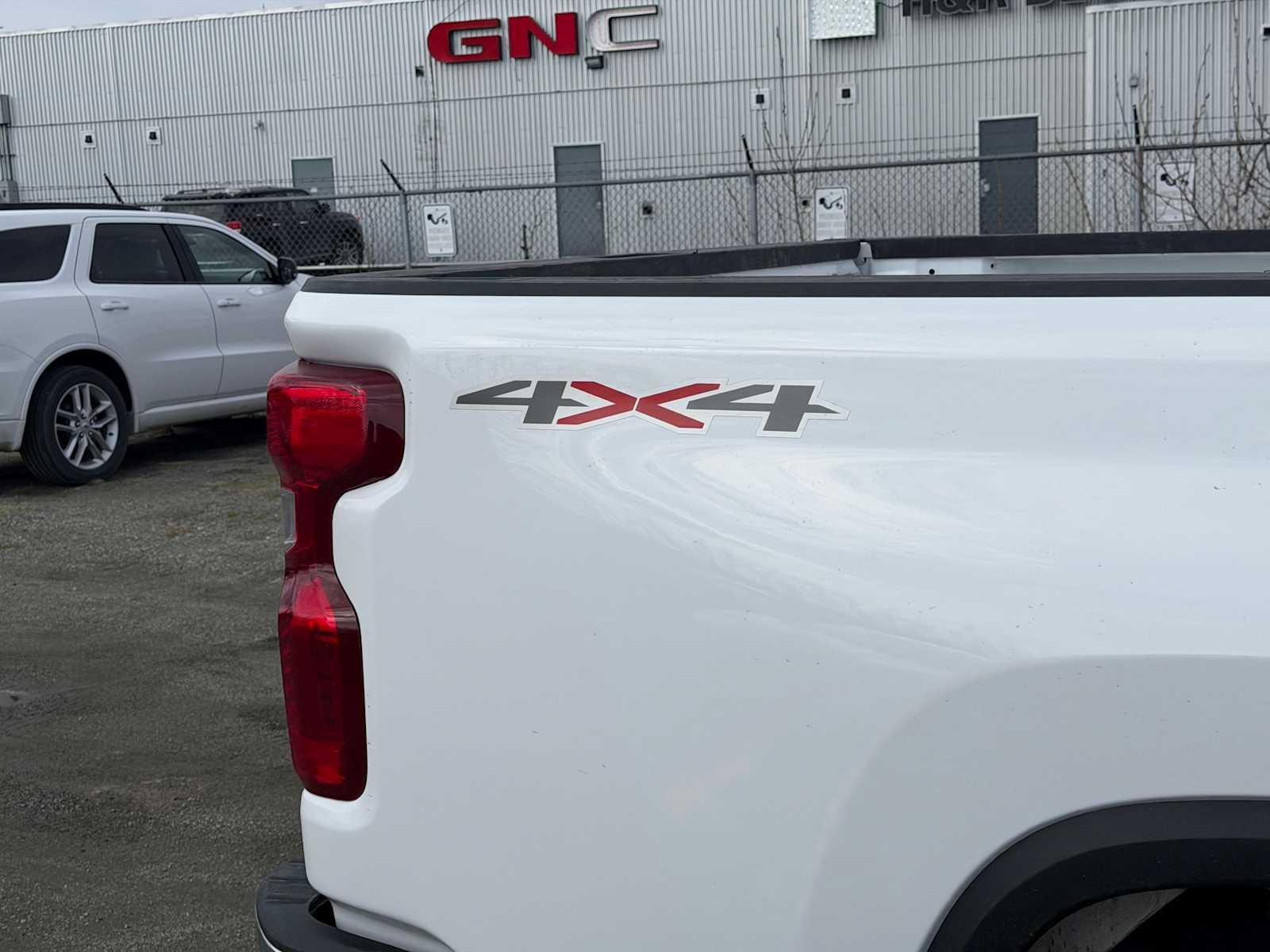 2025 Chevrolet Silverado 3500HD LT - Photo 23