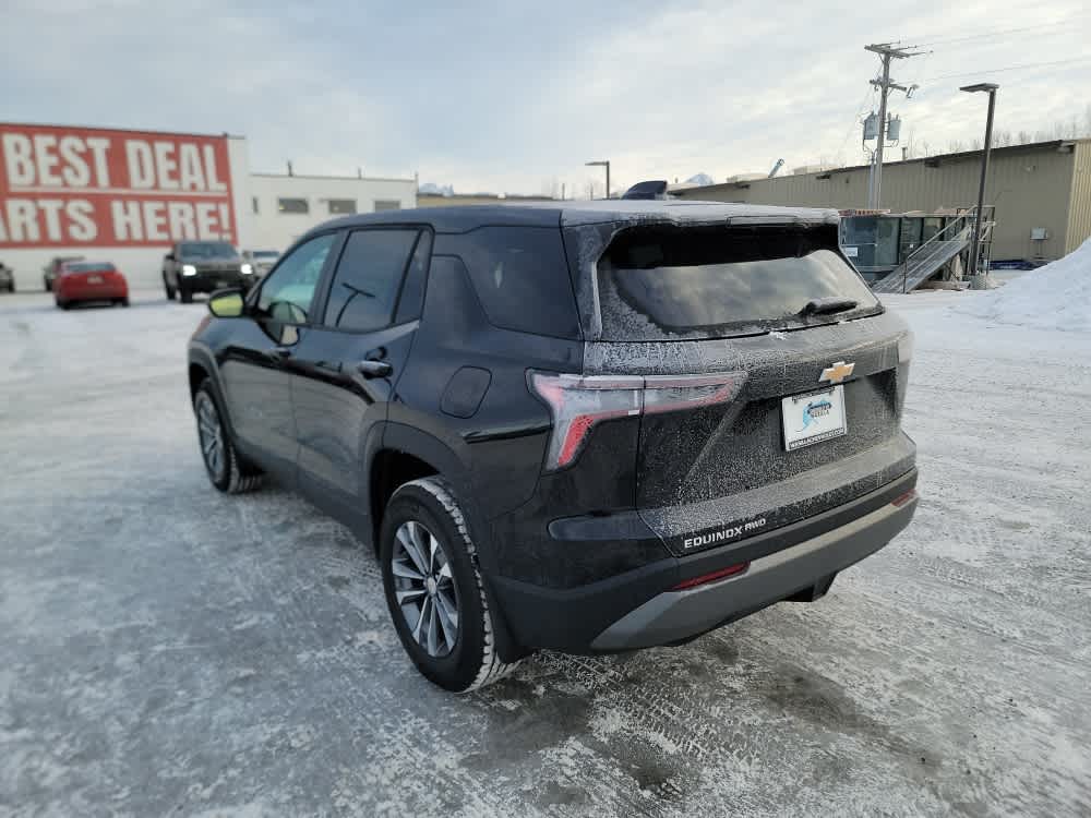 Thumbnail: 2026 Chevrolet Equinox - 3