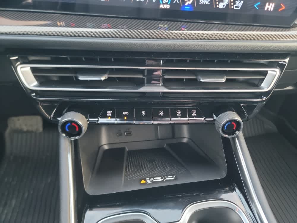 Thumbnail: 2026 Chevrolet Traverse - 17