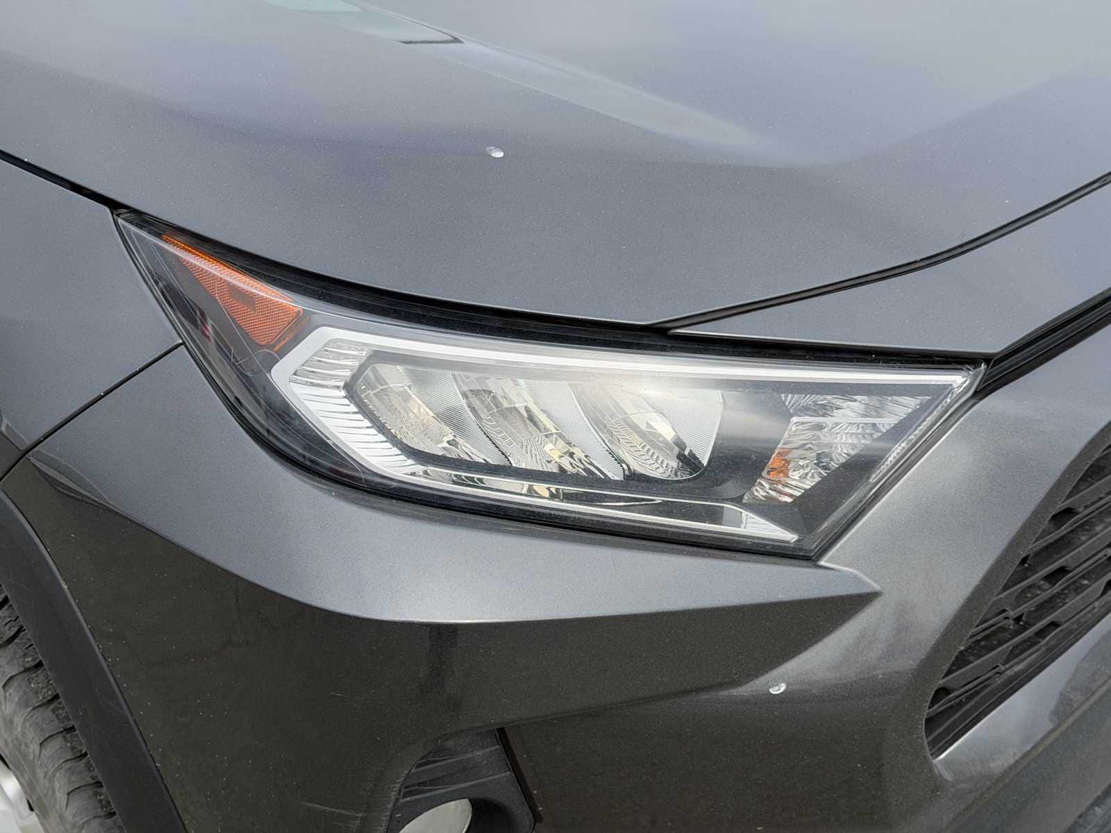 Thumbnail: 2021 Toyota RAV4 - 14