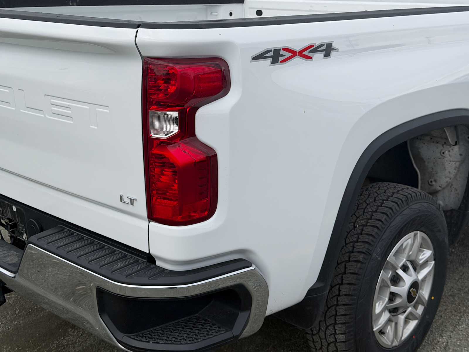 Thumbnail: 2025 Chevrolet Silverado 2500 - 22