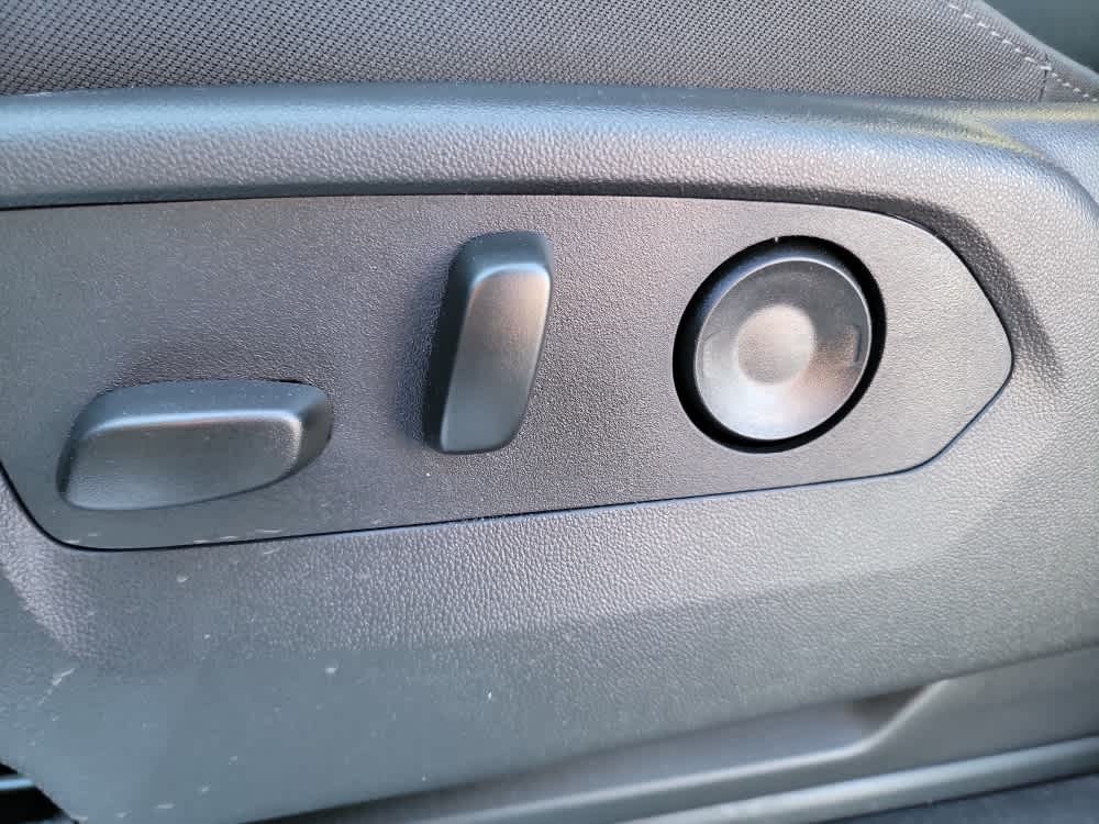 Thumbnail: 2026 Chevrolet Silverado 1500 - 11