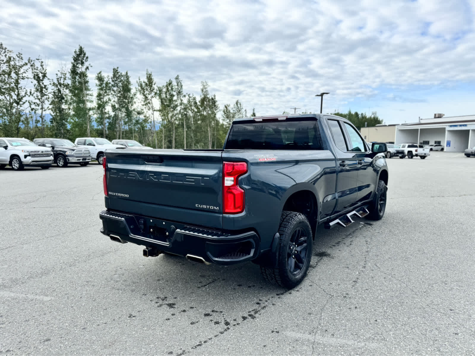 Thumbnail: 2019 Chevrolet Silverado 1500 - 5