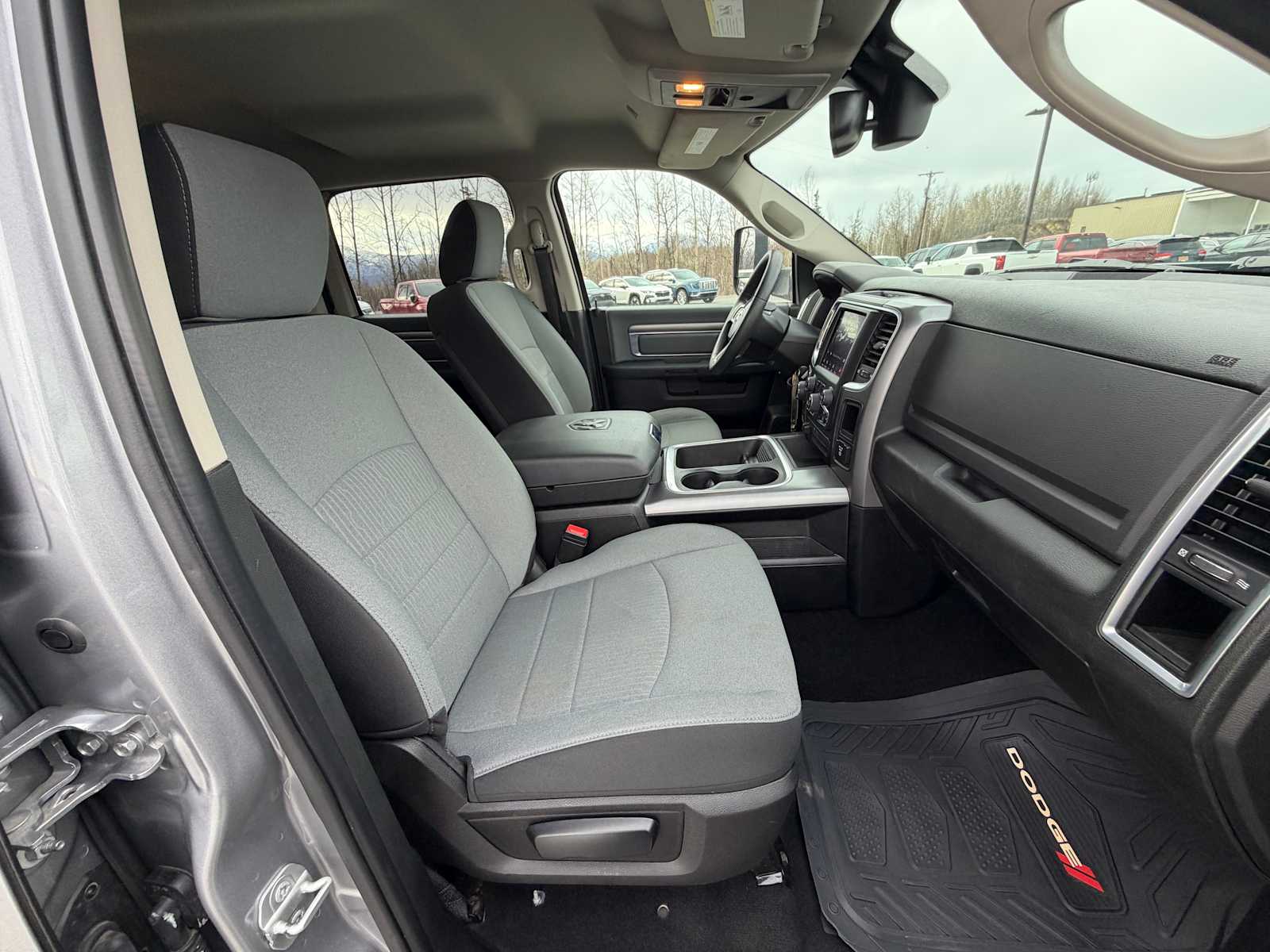 Thumbnail: 2022 RAM 1500 Classic - 23