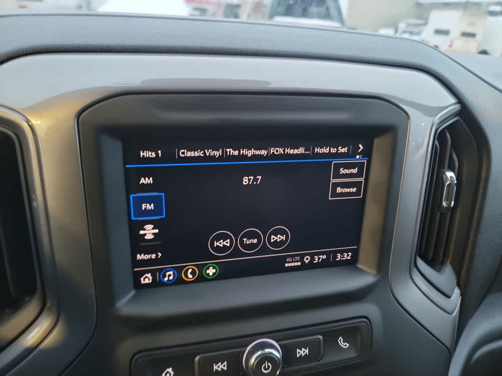 Thumbnail: 2026 Chevrolet Silverado 2500 - 16