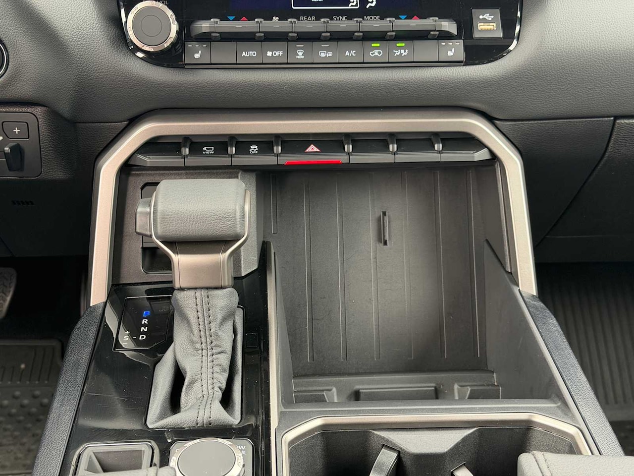 2026 Toyota Sequoia SR5 - Image 21