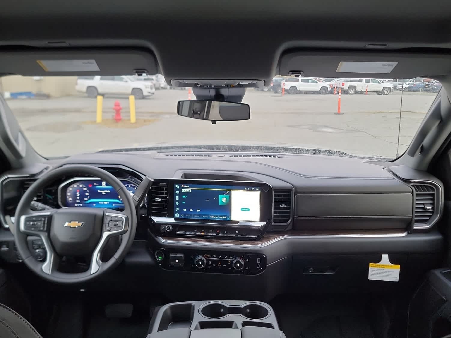 Thumbnail: 2026 Chevrolet Silverado 1500 - 24