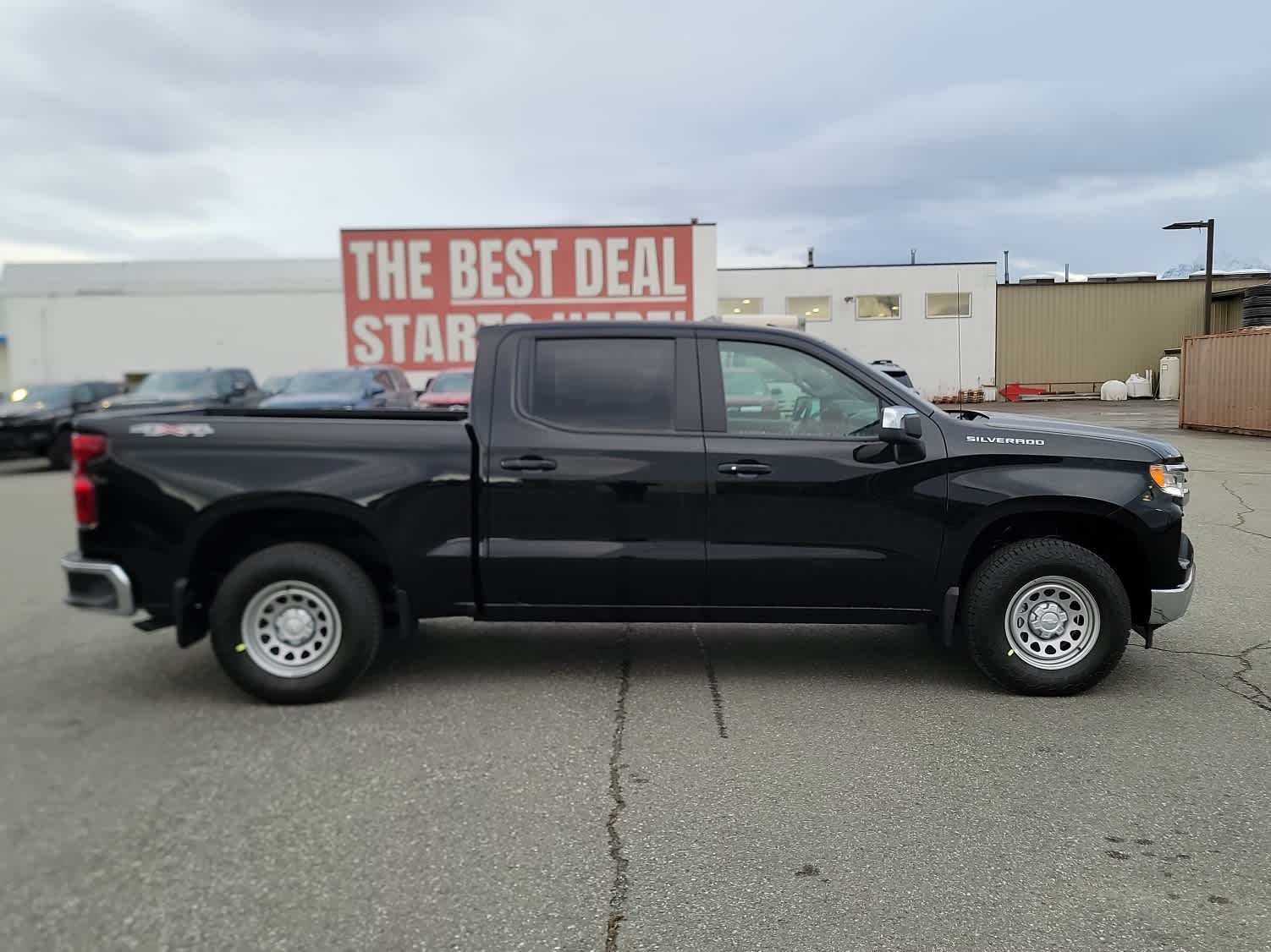 Thumbnail: 2026 Chevrolet Silverado 1500 - 6