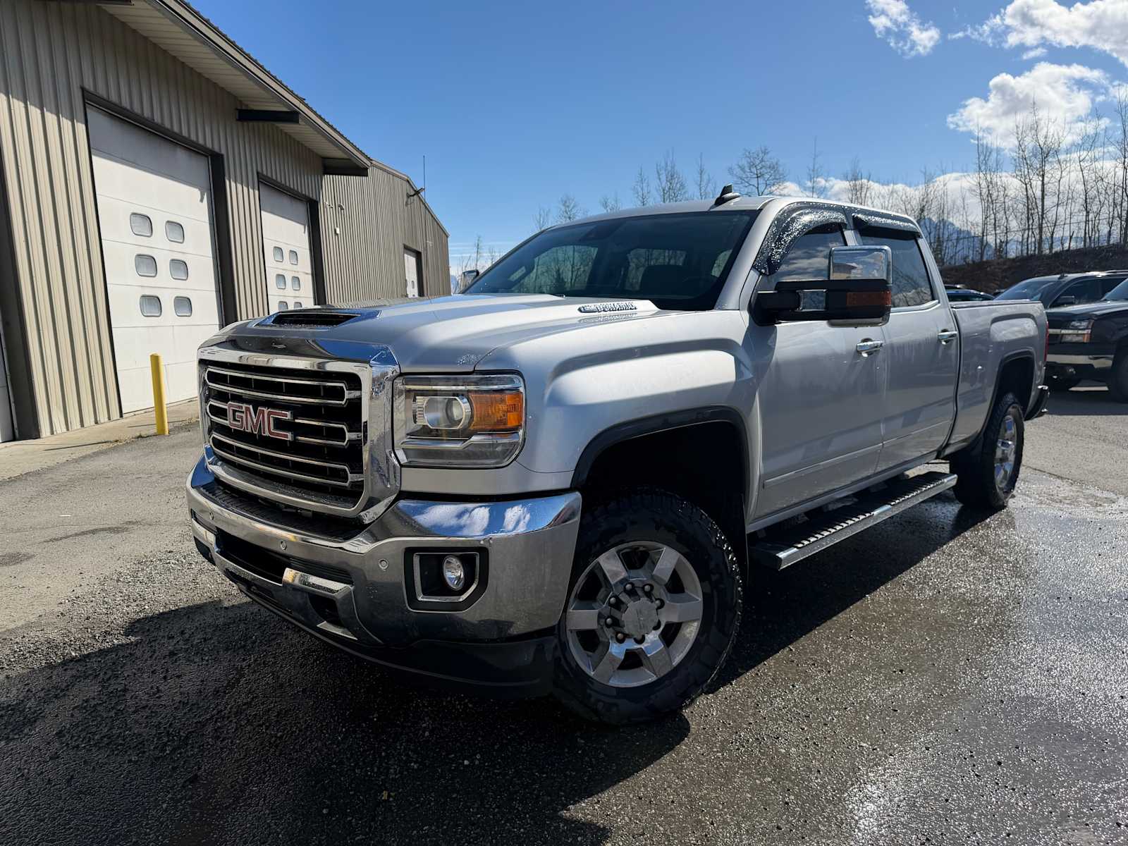 2019 GMC Sierra 4WD Crew Cab Standard Box SLT's photo