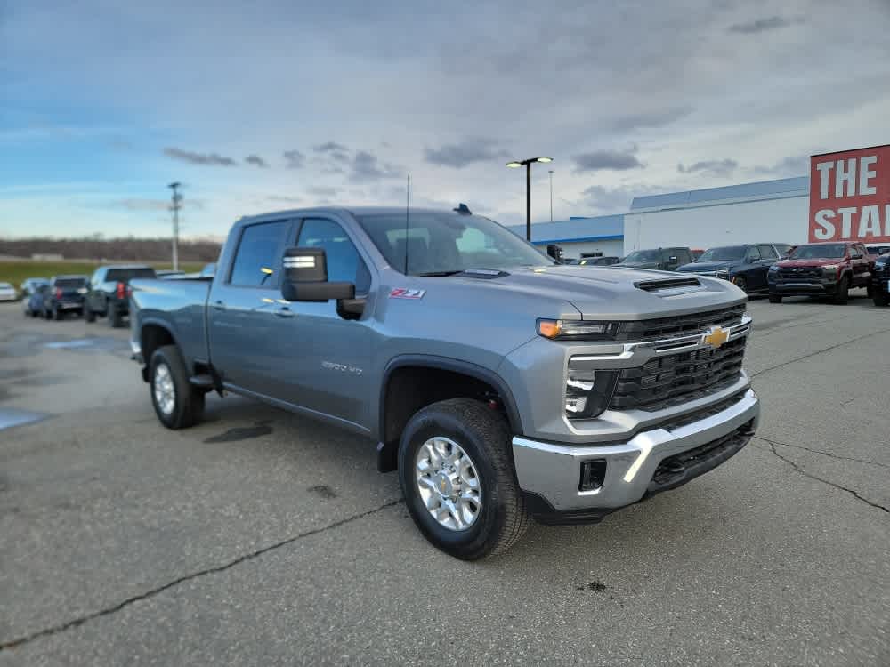 Thumbnail: 2026 Chevrolet Silverado 2500 - 7