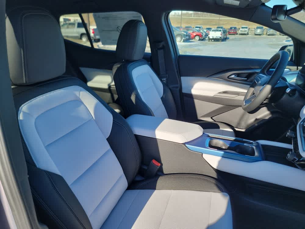 Thumbnail: 2026 Chevrolet Equinox - 18