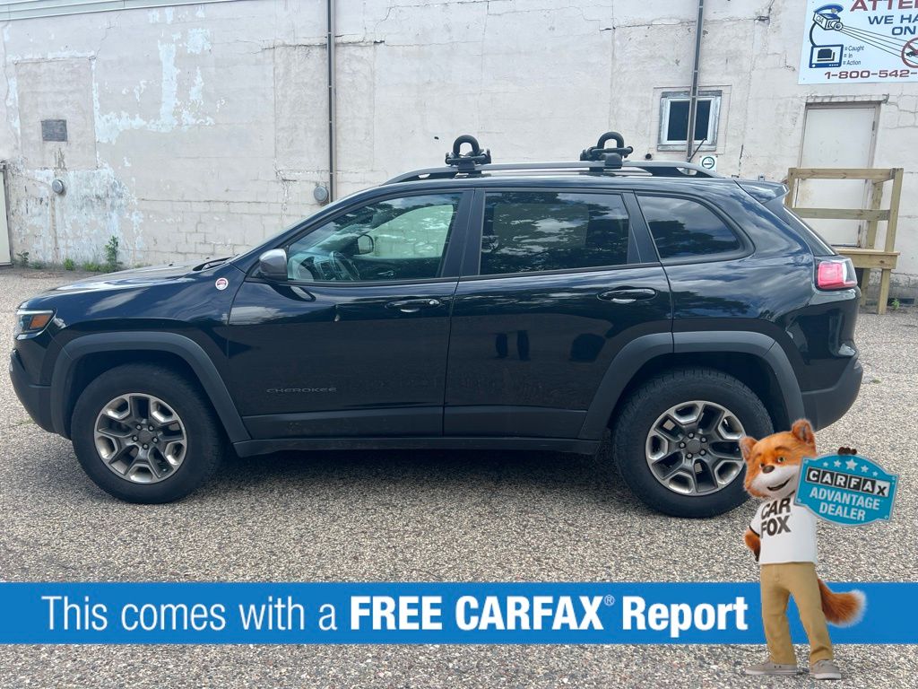 Used 2019 Jeep Cherokee Trailhawk with VIN 1C4PJMBX5KD418935 for sale in Oakbrook Terrace, IL