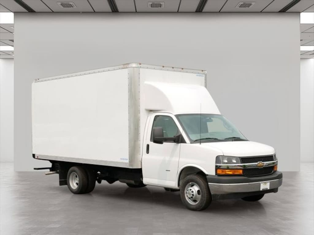 New 2025 Chevrolet Express 3500 Work Van Cab/Chassis