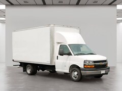2025 Chevrolet Express 3500