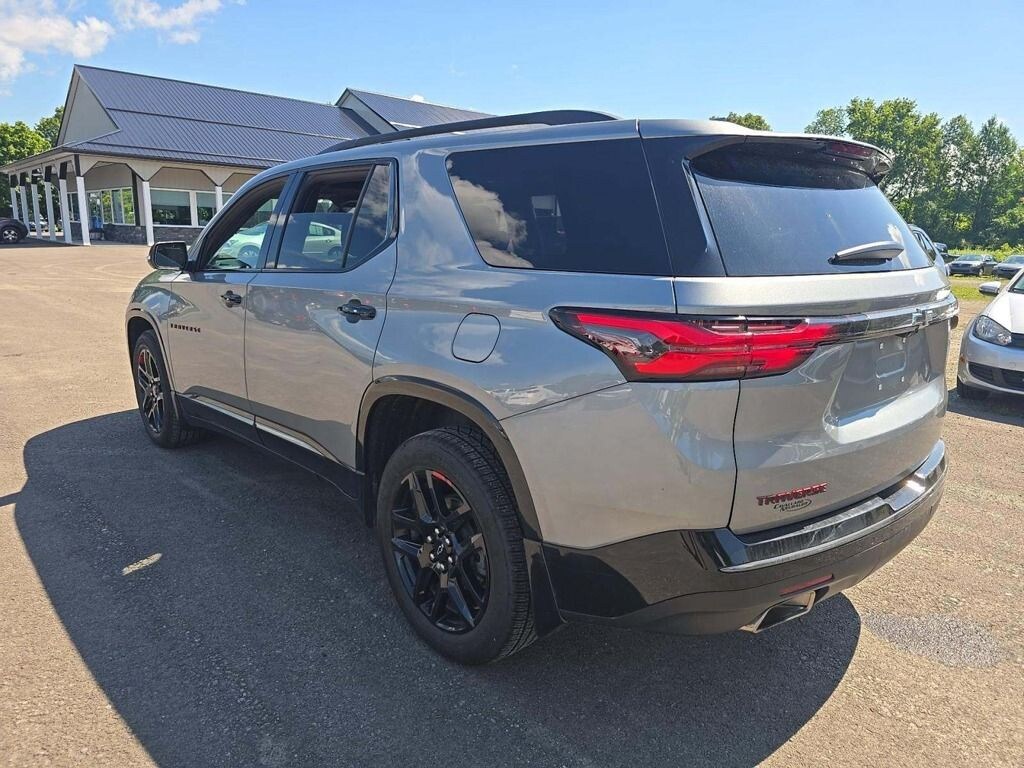 Used 2023 Chevrolet Traverse Premier SUV
