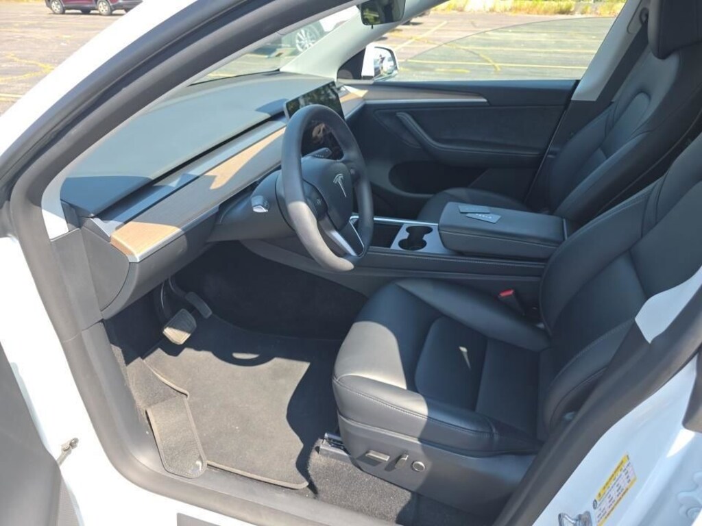 Used 2024 Tesla Model Y Long Range SUV