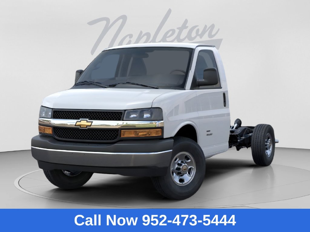 2026 Chevrolet Express 3500 Work Van Cab/Chassis