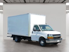 2025 Chevrolet Express 3500