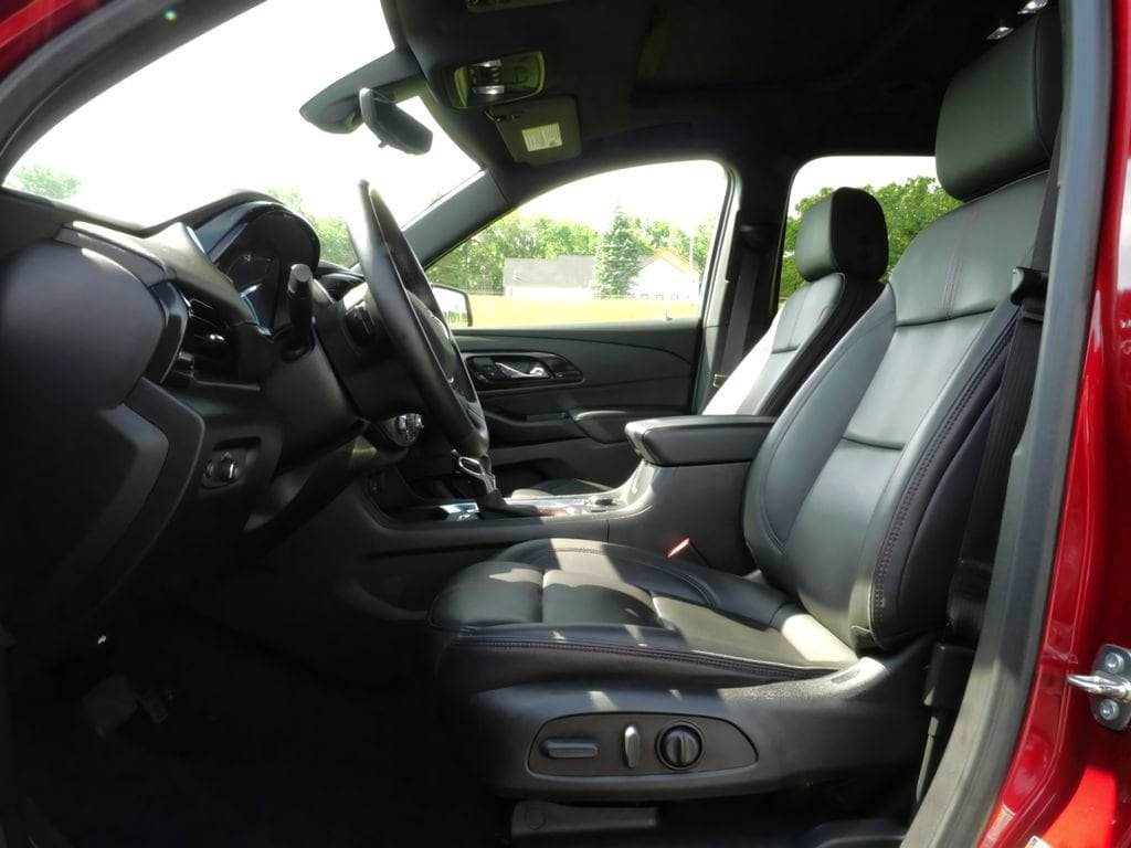 2023 Chevrolet Traverse RS - Photo 13