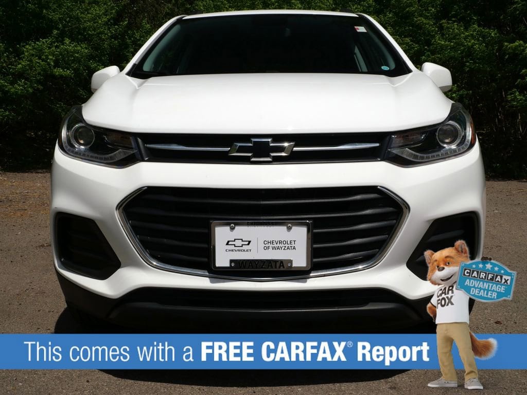 Used 2021 Chevrolet Trax LT with VIN KL7CJPSB7MB344501 for sale in Wayzata, Minnesota