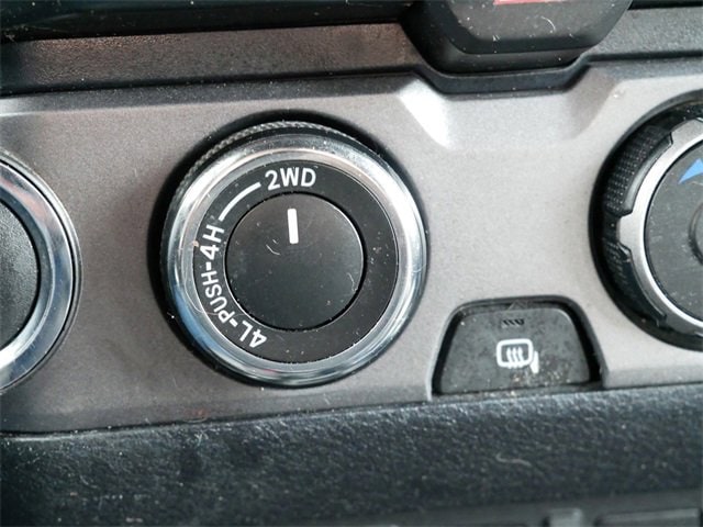 2021 Toyota Tacoma SR5 photo 22