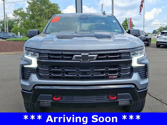 Used 2024 Chevrolet Silverado 1500 LT Trail Boss with VIN 3GCPDFEK1RG133147 for sale in Wayzata, Minnesota