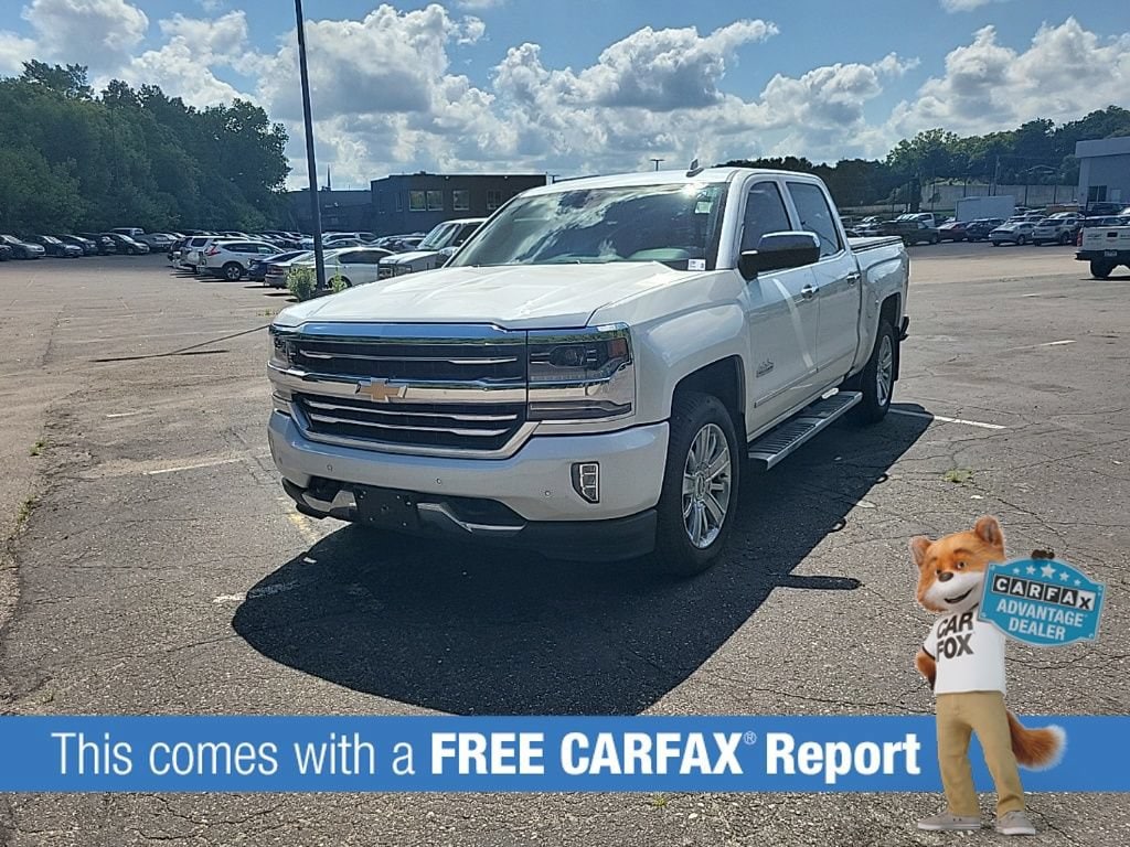 Used 2018 Chevrolet Silverado 1500 High Country with VIN 3GCUKTEC6JG230297 for sale in Wayzata, Minnesota