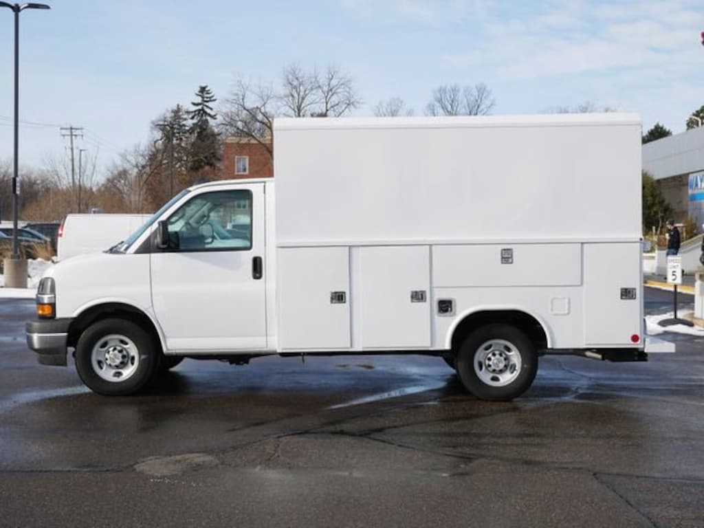 New 2025 Chevrolet Express Cutaway 3500 1WT Cutaway Van