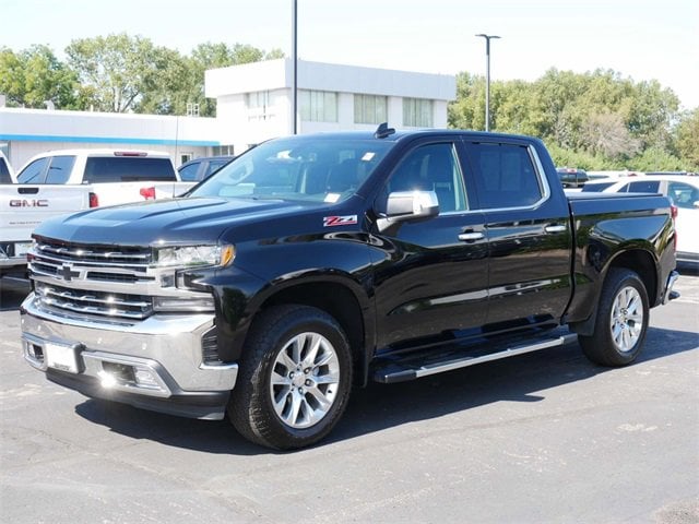 Used 2021 Chevrolet Silverado 1500 LTZ with VIN 1GCUYGED1MZ404277 for sale in Wayzata, Minnesota