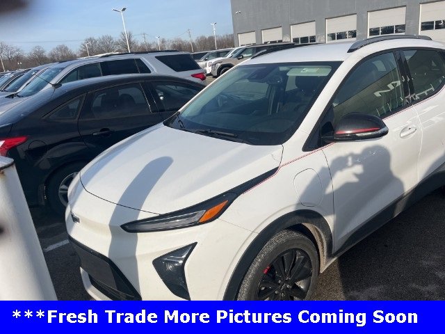 2023 Chevrolet Bolt EUV LT's photo