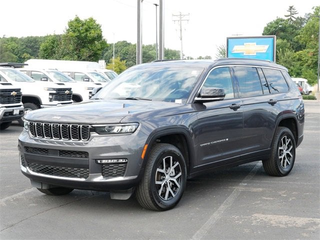 Used 2024 Jeep Grand Cherokee L Limited with VIN 1C4RJKBG3R8602805 for sale in Wayzata, Minnesota