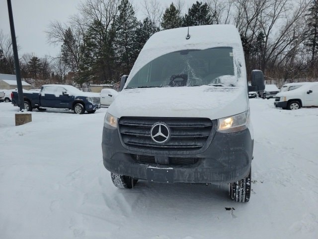 Used 2025 Mercedes-Benz Sprinter Passenger Van Base with VIN W1Z4NFVY6ST202323 for sale in Wayzata, Minnesota